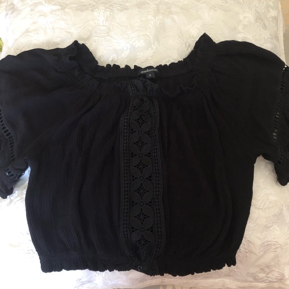 Black off the Shoulder Peasant Crop top NWOT - Renaissance / Western Style - Picture 2 of 12